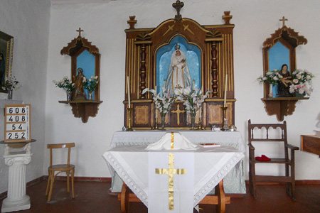 St Laurence, Nazaret (Interior)