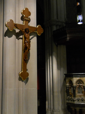 St James, London (Crucifix)