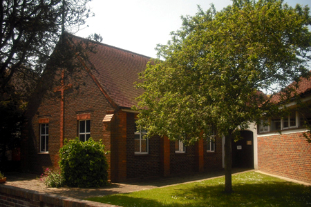 St Laurence, Goring-by-Sea (Exterior)