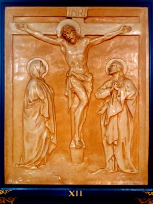 Holy Trinity, Broadstairs (Crucifix)