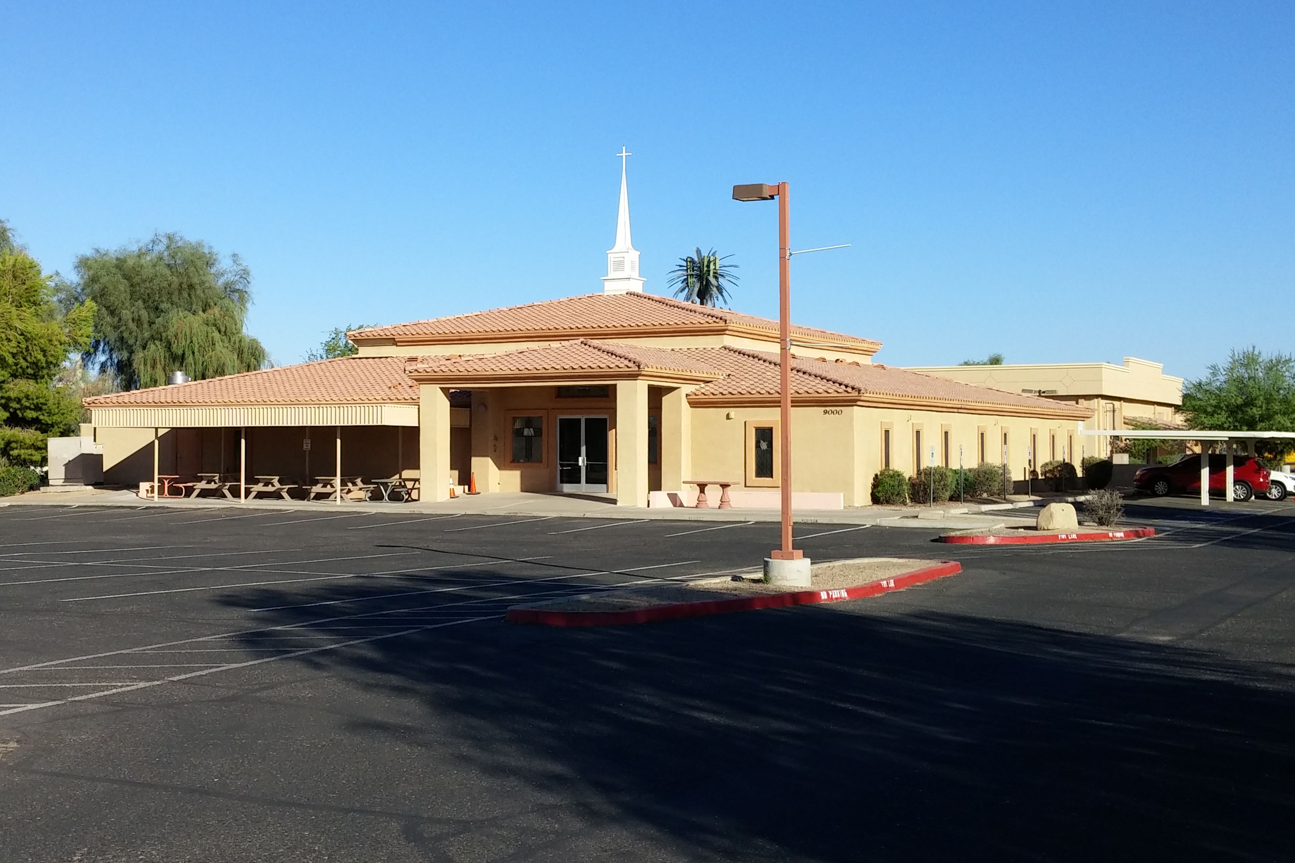 South Peoria Baptist, Peoria, AZ (exterior)